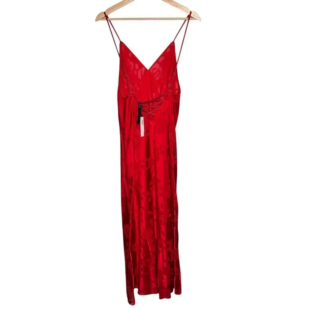 New Victoria’s Secret Old Hollywood Y2K Glam Satin Slip Size S
